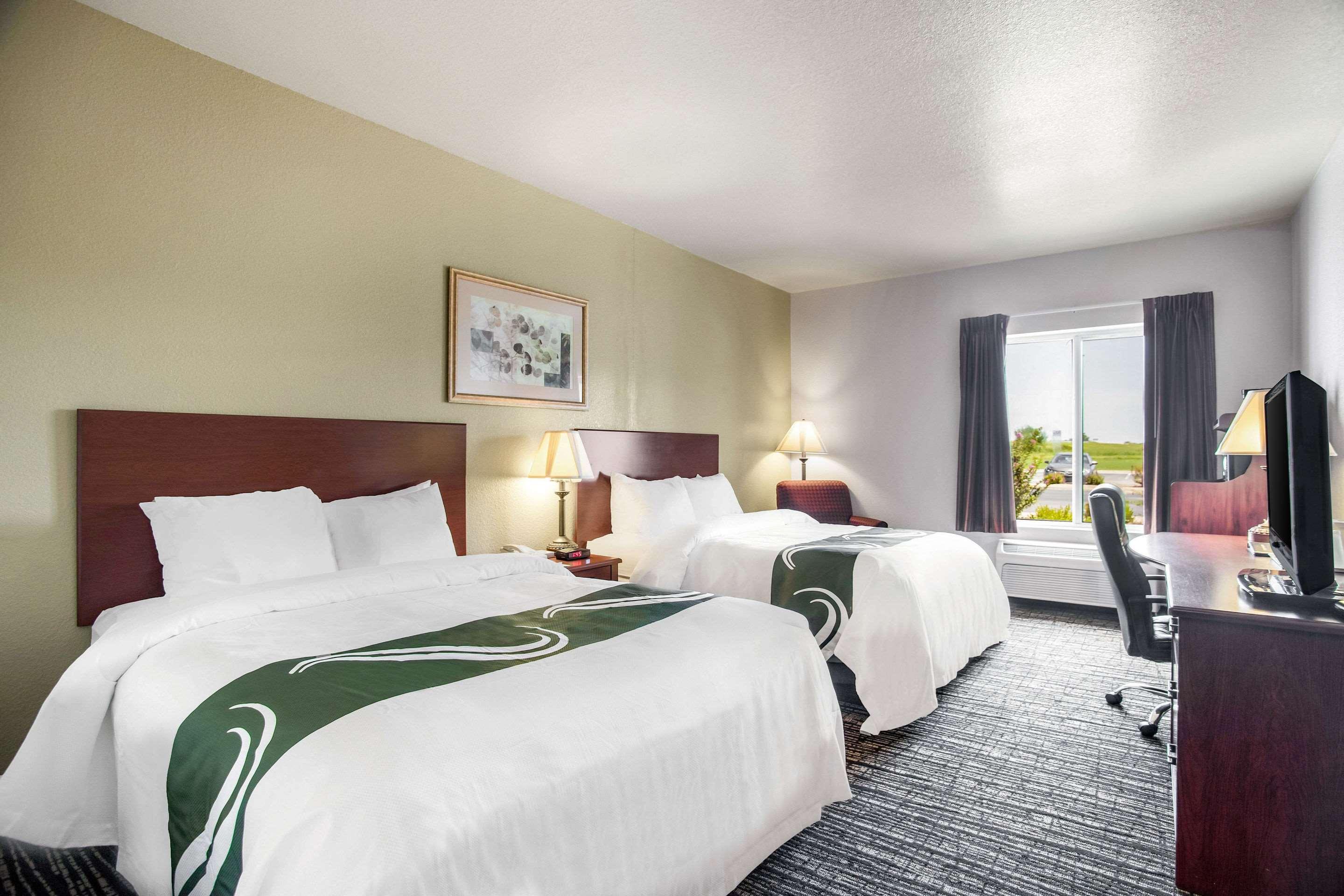 Quality Inn Parsons North Esterno foto