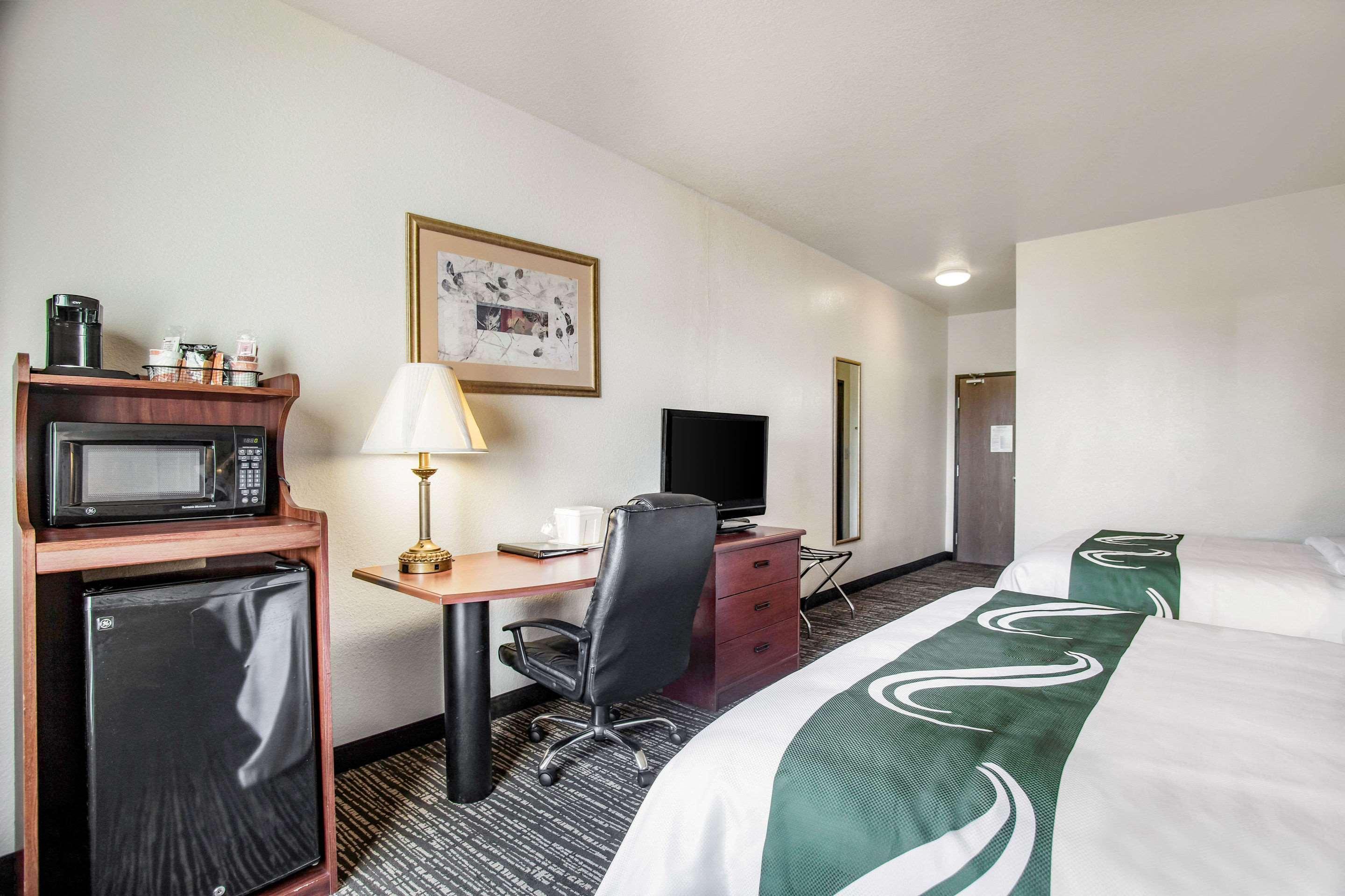 Quality Inn Parsons North Esterno foto
