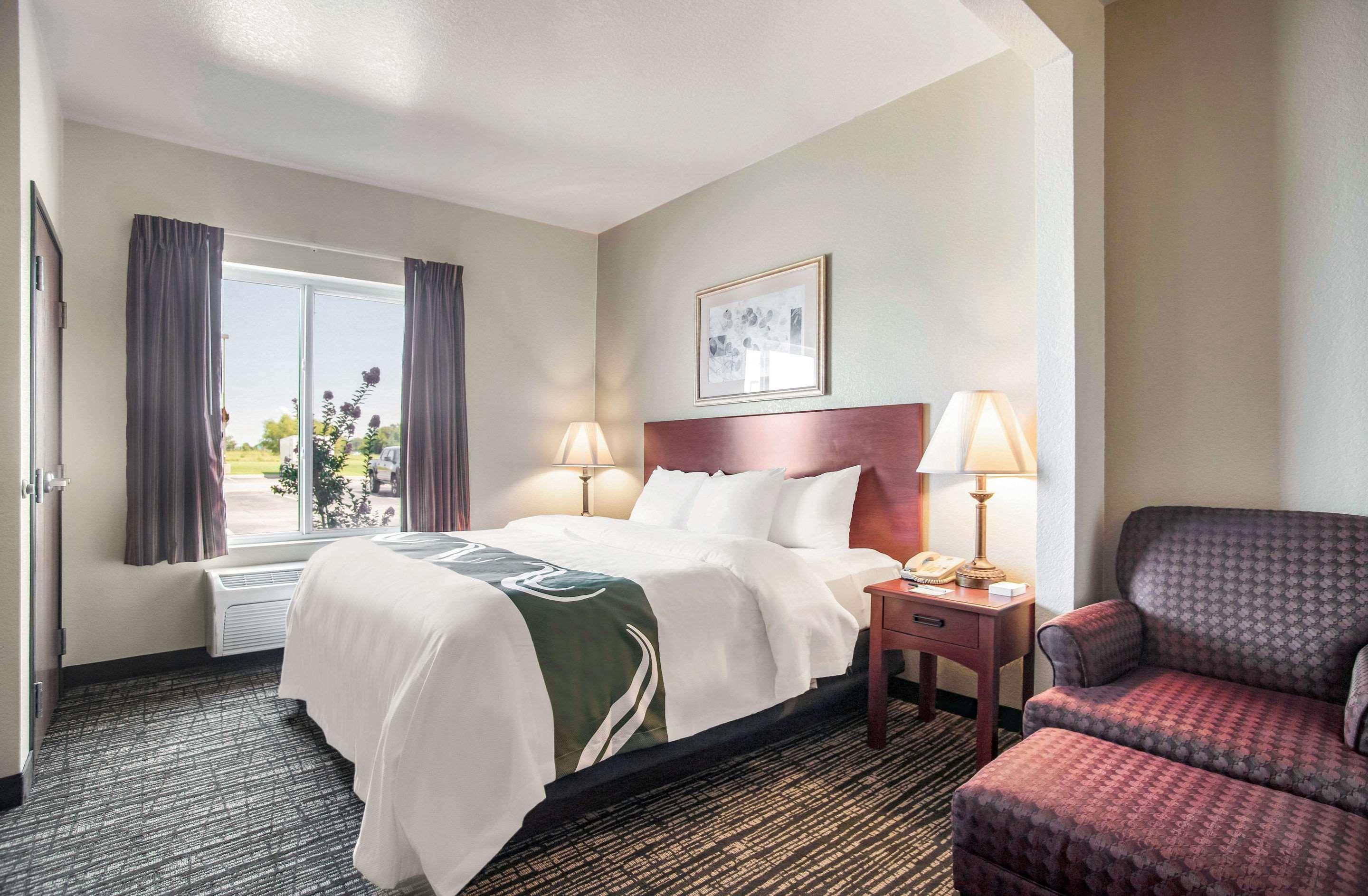 Quality Inn Parsons North Esterno foto