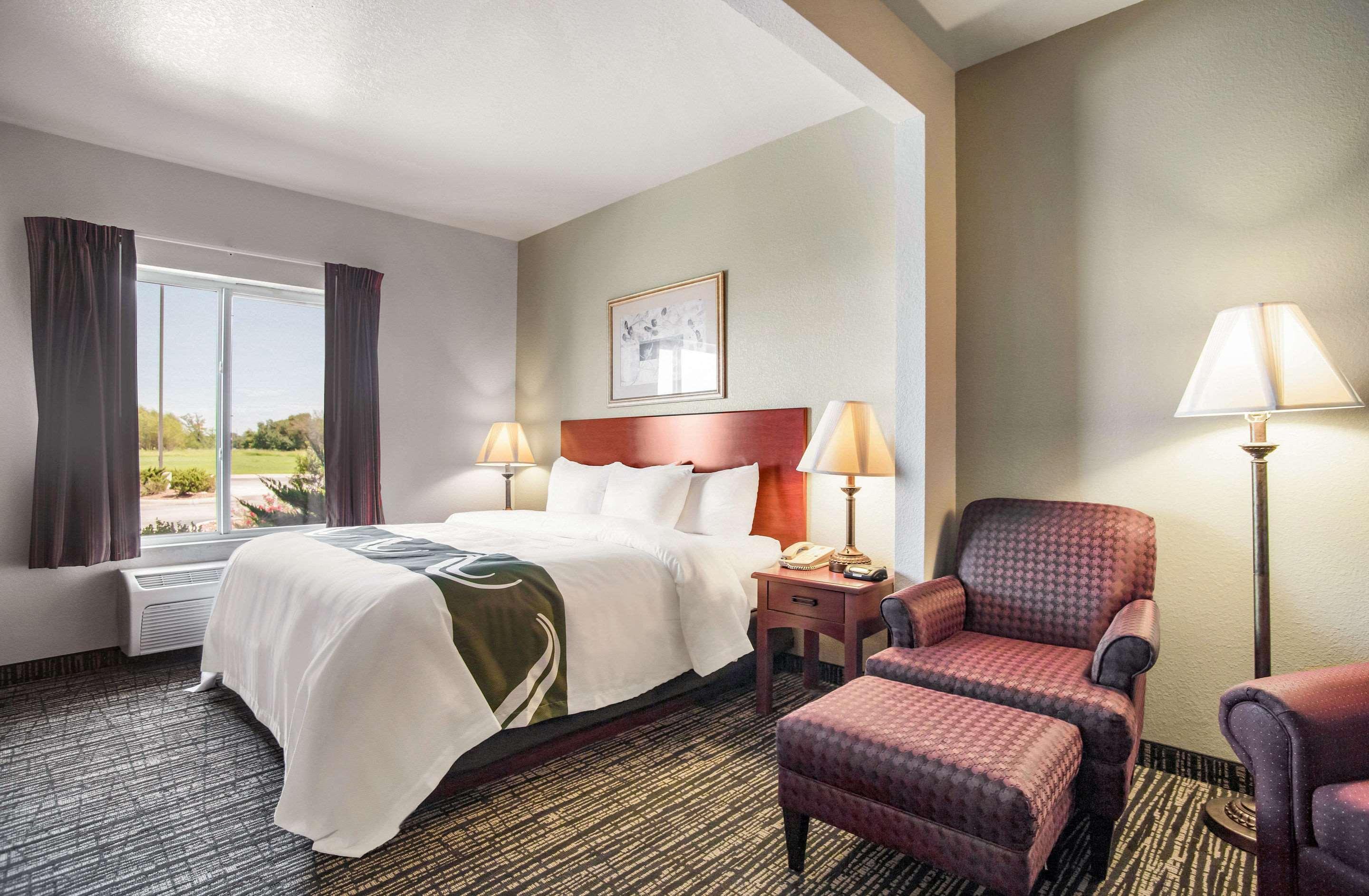 Quality Inn Parsons North Esterno foto