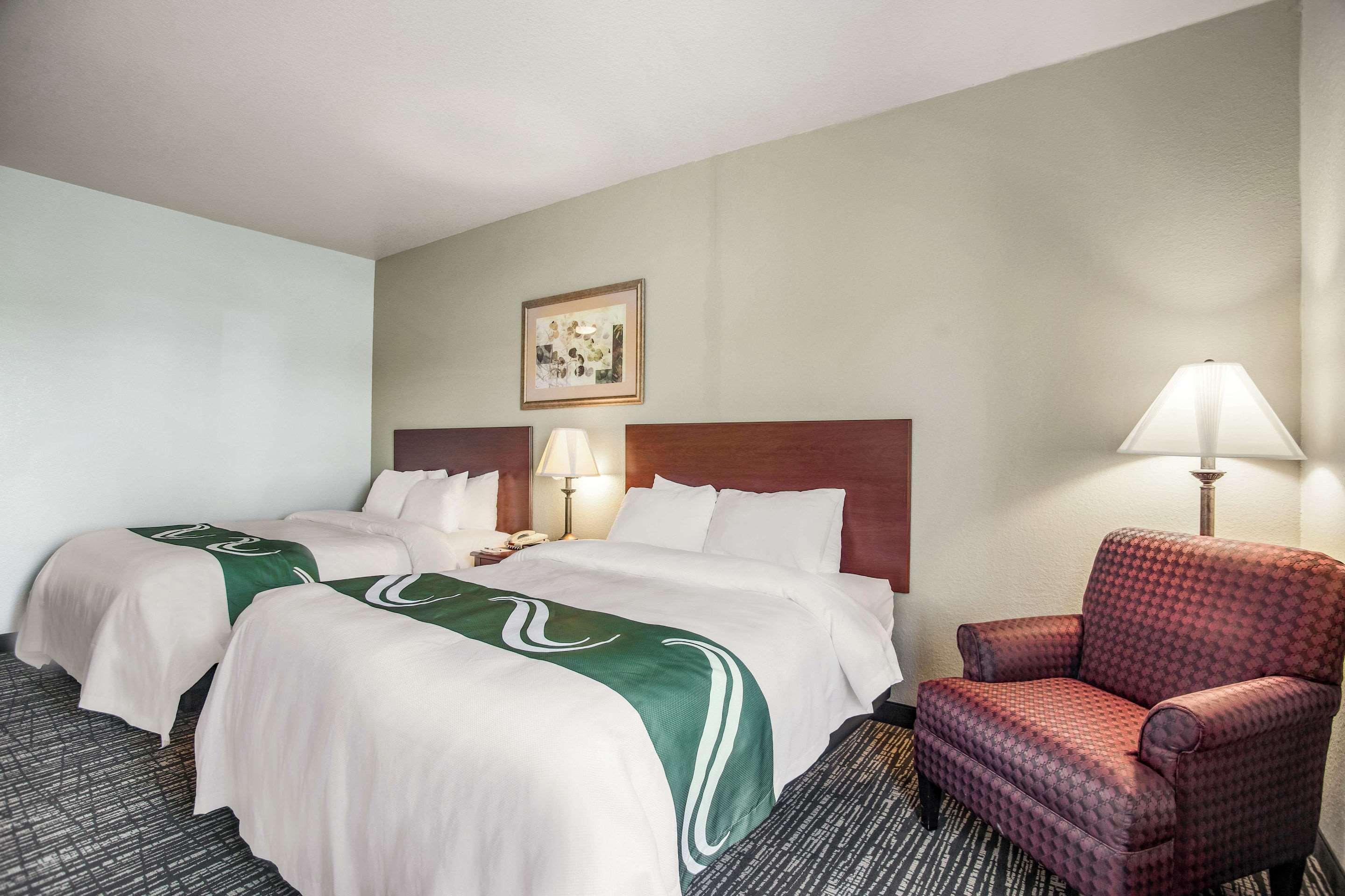 Quality Inn Parsons North Esterno foto