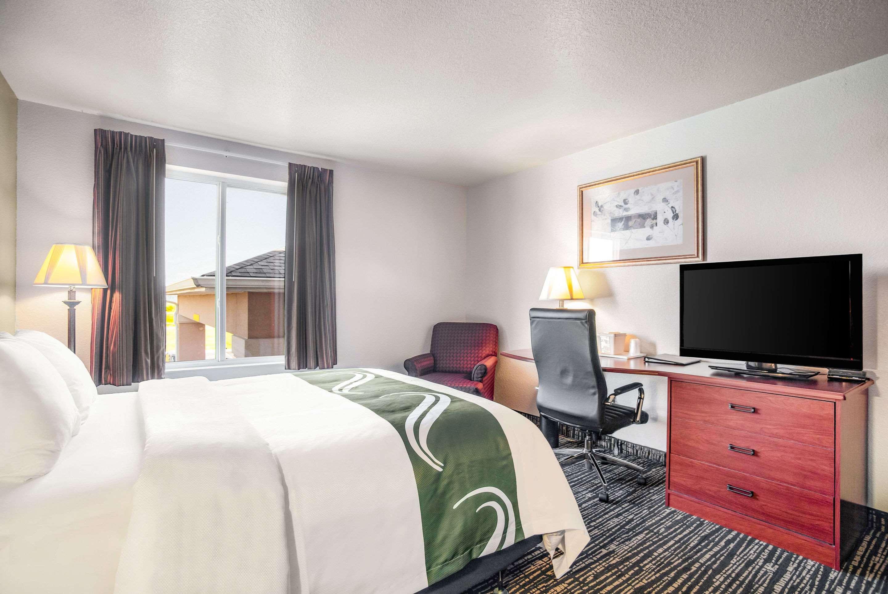 Quality Inn Parsons North Esterno foto