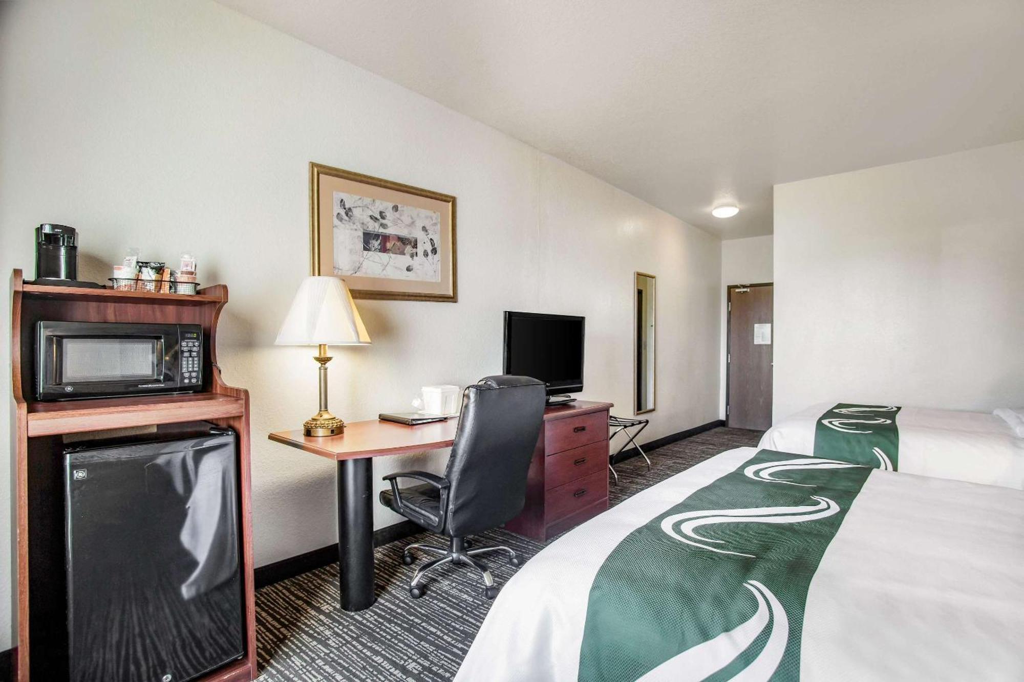 Quality Inn Parsons North Esterno foto